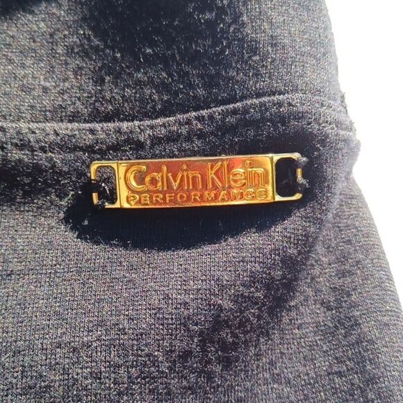 Calvin Klein yoga pants. - Picture 2 of 4